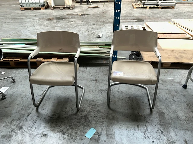 2 stoelen gdb - afbeelding 1 van  4