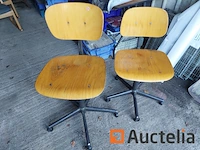 2 stoelen hout en metaal bureautafel - afbeelding 1 van  2