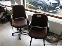 2 stoelen in stof bekleed - afbeelding 1 van  1