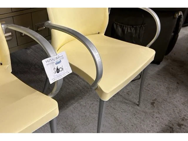 2 stoelen paco capdell - afbeelding 2 van  4