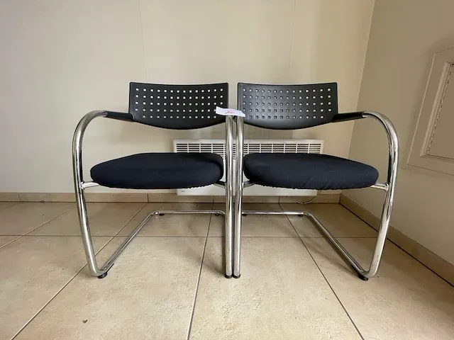 2 stoelen vitra visavis - afbeelding 1 van  4