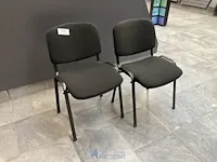 2 stoelen - afbeelding 1 van  2