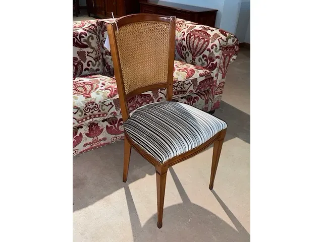 2 stoelen - afbeelding 1 van  6
