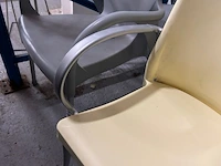 2 stoelen - afbeelding 3 van  4
