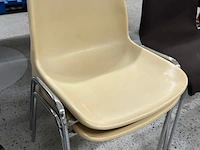 2 stoelen - afbeelding 2 van  4