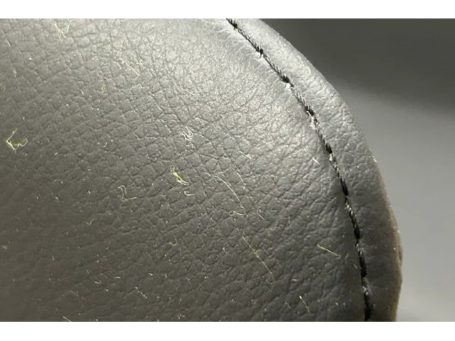 2 stoelen - afbeelding 3 van  5