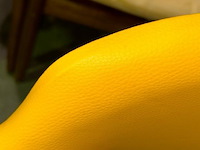 2 stoelen - afbeelding 2 van  5