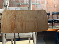 2 stoelen - afbeelding 2 van  5