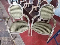 2 stoelen - afbeelding 1 van  4