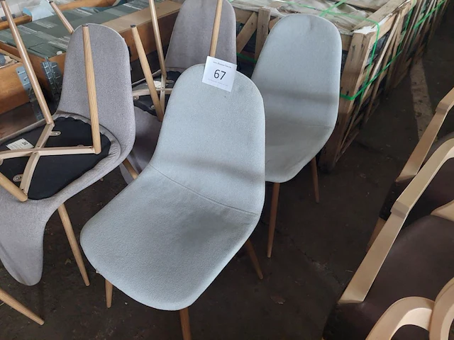 2 stoelen - afbeelding 1 van  4