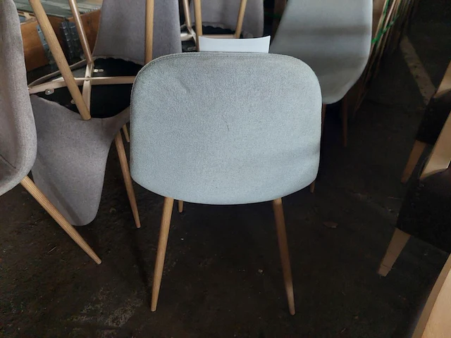 2 stoelen - afbeelding 4 van  4