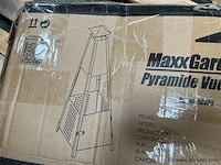 2 stuks, pyramide vuurkorf - afbeelding 1 van  3