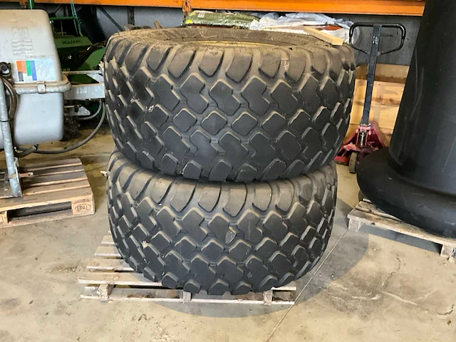 2 stuks tractorwielen - afbeelding 2 van  9