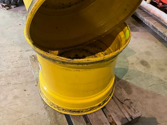 2 stuks velgen voor landbouwdoeleinden - afbeelding 8 van  12