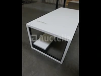 2 tafels weergeven - afbeelding 1 van  5