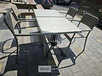 2 tafeltjes op ijzeren voet met 4 stoelen - afbeelding 2 van  3