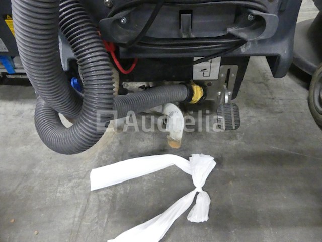 2 taski swingo 455 reinigingsmachines - afbeelding 7 van  9