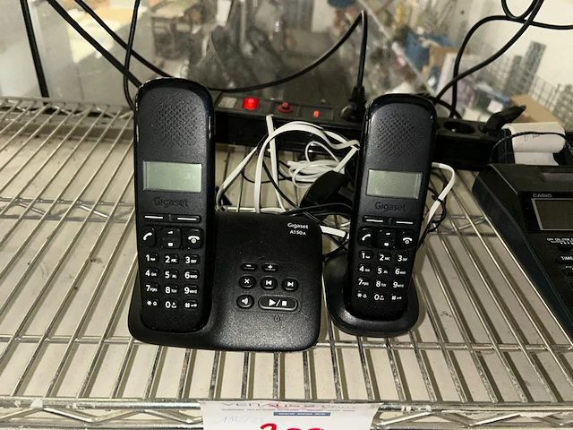 2 telefoons gigaset - afbeelding 1 van  2