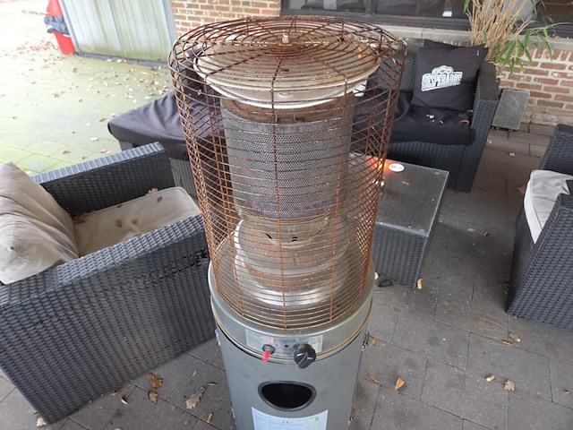 2 terrasverwarmers op gas - afbeelding 6 van  7