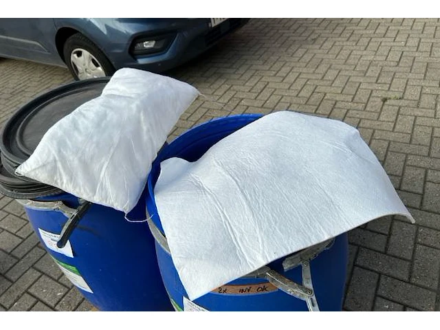 2 tonnen in pvc met deksel - afbeelding 2 van  6