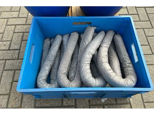 2 tonnen in pvc met deksel - afbeelding 6 van  6