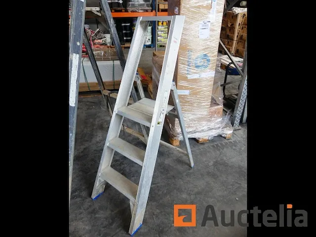 2 trapladders aluminium - afbeelding 1 van  7