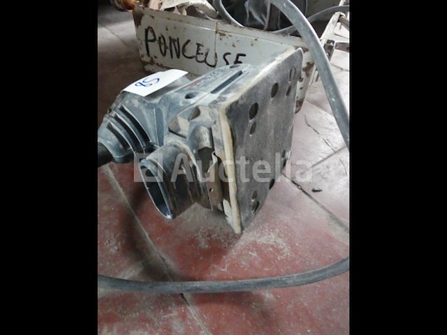 2 trillende schuurmachines - afbeelding 4 van  7