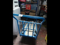 2 trolleys - afbeelding 1 van  4