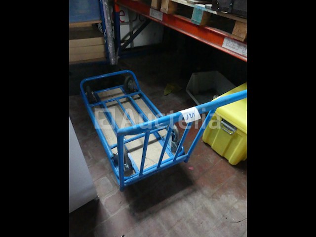 2 trolleys - afbeelding 3 van  4
