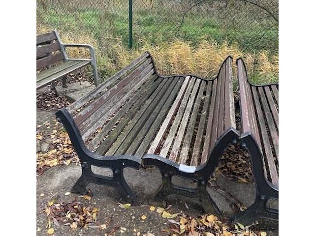 2 tuinbanken - afbeelding 1 van  1