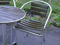 2 tuinstoelen met ronde tafel - afbeelding 3 van  4