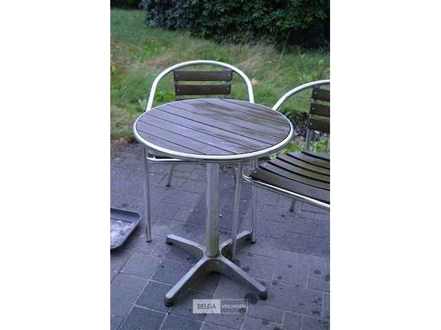2 tuinstoelen met ronde tafel - afbeelding 4 van  4