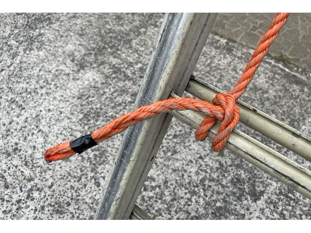 2 uitschuifbare ladders solide - afbeelding 4 van  6
