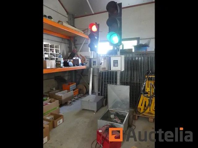 2 verkeer lamps sila lq 206 - afbeelding 2 van  8