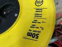 2 verlengkabels op haspel - afbeelding 4 van  4