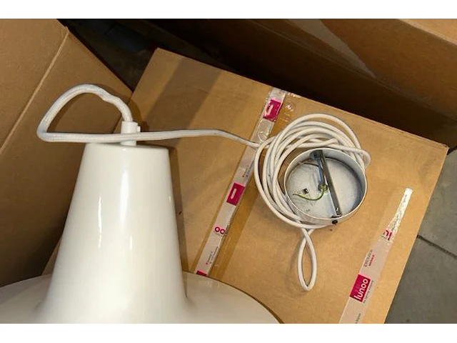 2 verlichtingen prato - afbeelding 3 van  4