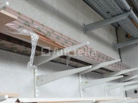 2 verpakkingen gegoten meranti kamer - afbeelding 3 van  3
