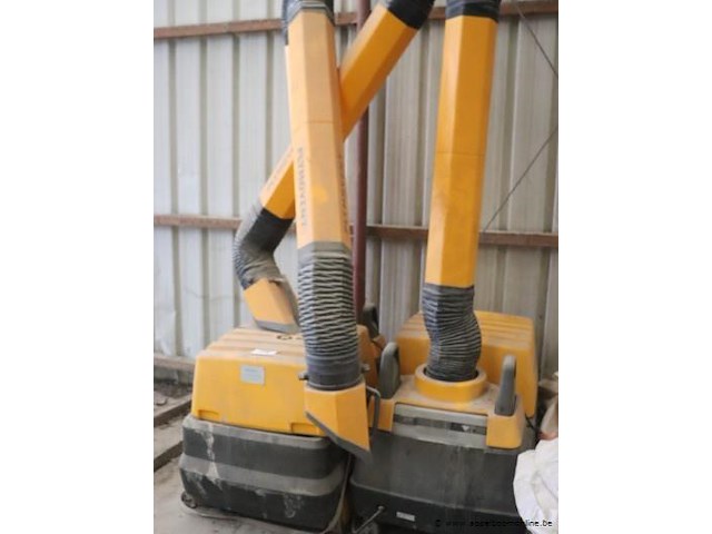 2 verrijdbare afzuigingen plymovent ultraflex 4, werking niet gekend - afbeelding 1 van  2