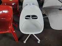 2 verrijdbare ikea stoeltjes - afbeelding 2 van  5
