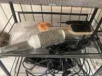 2 verrijdbare karren met inhoud - afbeelding 7 van  11