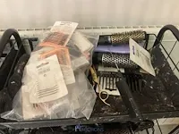 2 verrijdbare karren met inhoud - afbeelding 9 van  11
