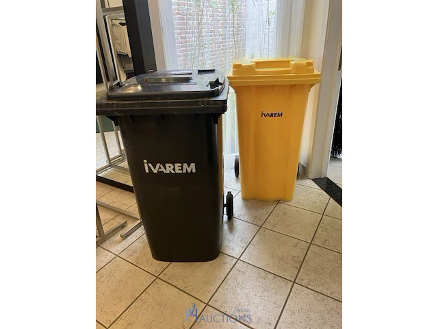 2 verrijdbare pvc afvalcontainers van 240l - afbeelding 1 van  1