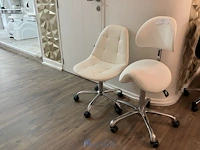 2 verrijdbare stoelen - afbeelding 1 van  2
