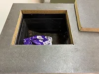 2 verrijdbare werktafels met kast - afbeelding 4 van  6