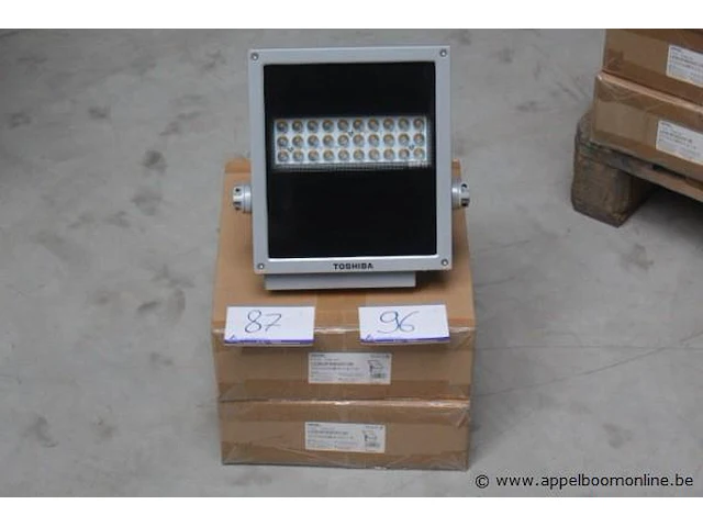 2 verstralers toshiba - afbeelding 1 van  2
