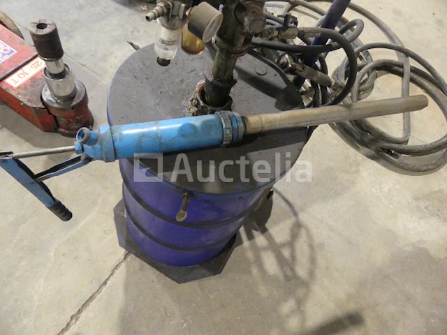 2 vetvaten met pomp - afbeelding 2 van  10