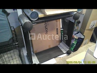 2 vierkante houten plantenbakken - afbeelding 2 van  4