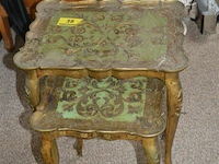 2 vintage bijzettafeltjes - afbeelding 1 van  3