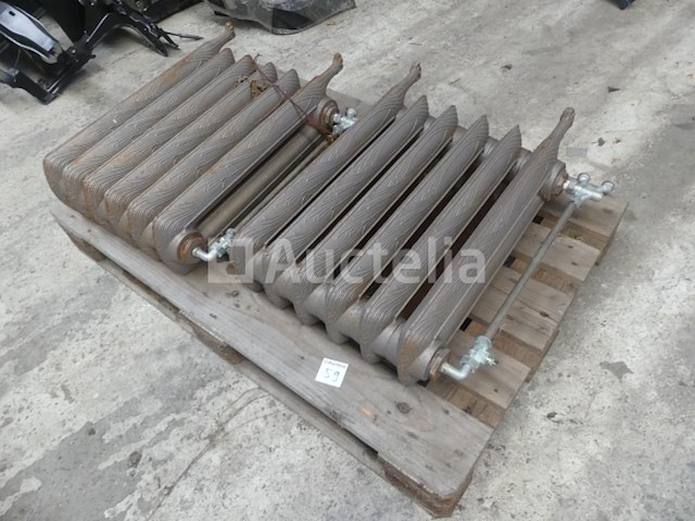 2 vintage gietijzeren radiatoren - afbeelding 3 van  3