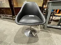 2 vintage stoelen - afbeelding 1 van  5